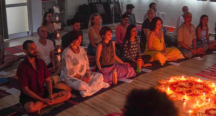 300 hour kundalini yttc2
