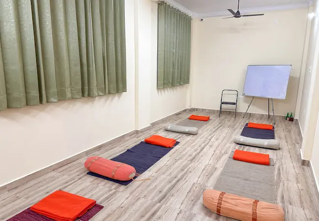 yogahall1tn new