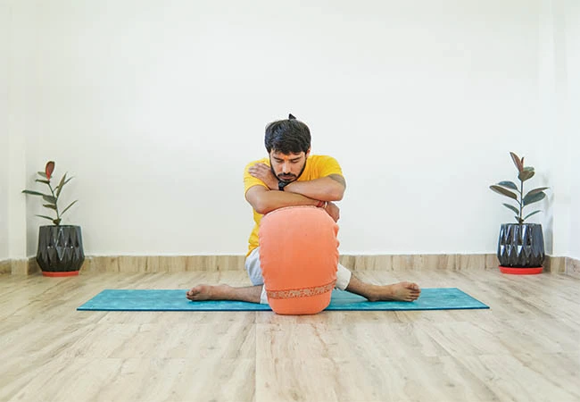 Yin Yoga TTC shoelace pose 1